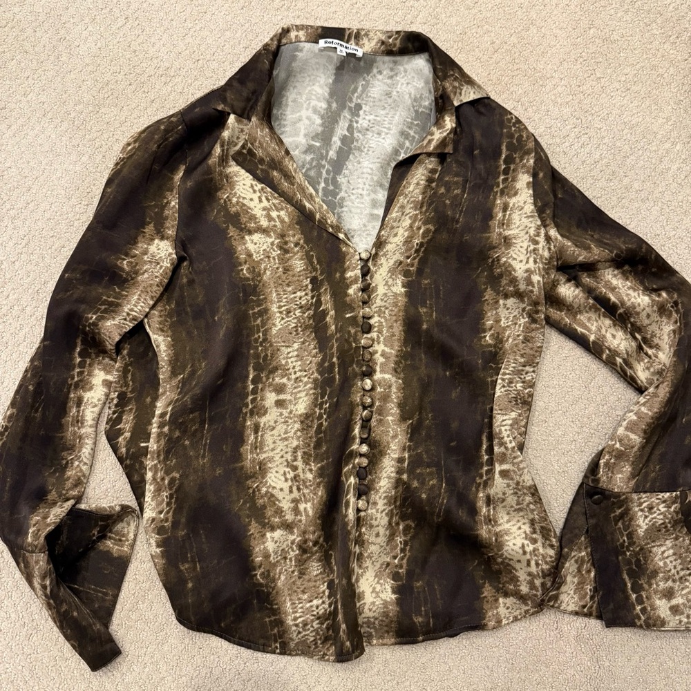 Reformation Jeremiah Silk Top Anaconda - Size M - Picture 2 of 3